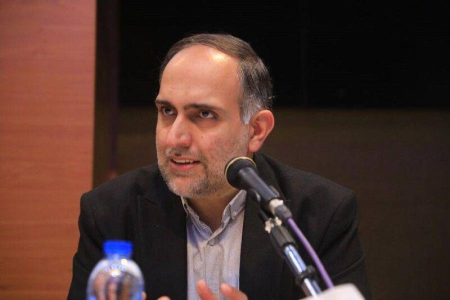 المستشار الثقافی الایرانی لدى ایطالیا یؤکد: ضرورة التوجه نحو التأسیس المحلی للتعریف بقدرات الدستور الإیرانی فی مجال الحریة