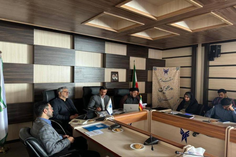 حقوق ملت در اندیشه رهبری، تجلی عدالت و کرامت در چارچوب شریعت است حقوق ملت در اندیشه رهبری، تجلی عدالت و کرامت در چارچوب شریعت است