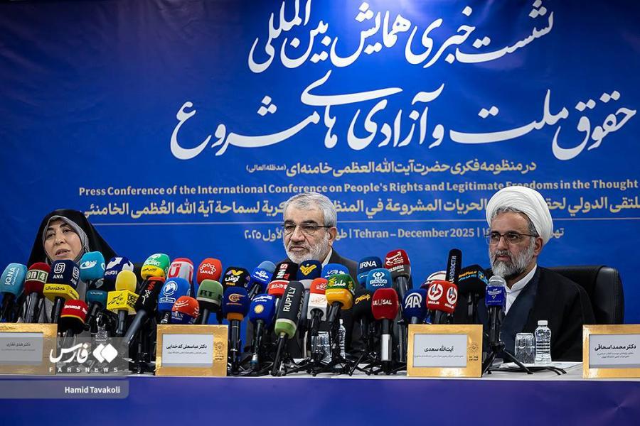 Dr. Gaffari: Ayetullah Hamanei’nin Düşüncesinde Kadınlar Tüm İnsani Haklardan Yararlanmaktadır