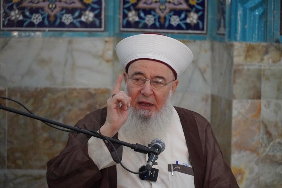 الشیخ غازی حنینة: النظام الایرانی بقیادة الامام الخامنئی ینبثق من القرآن وهدی الرسول (ص)