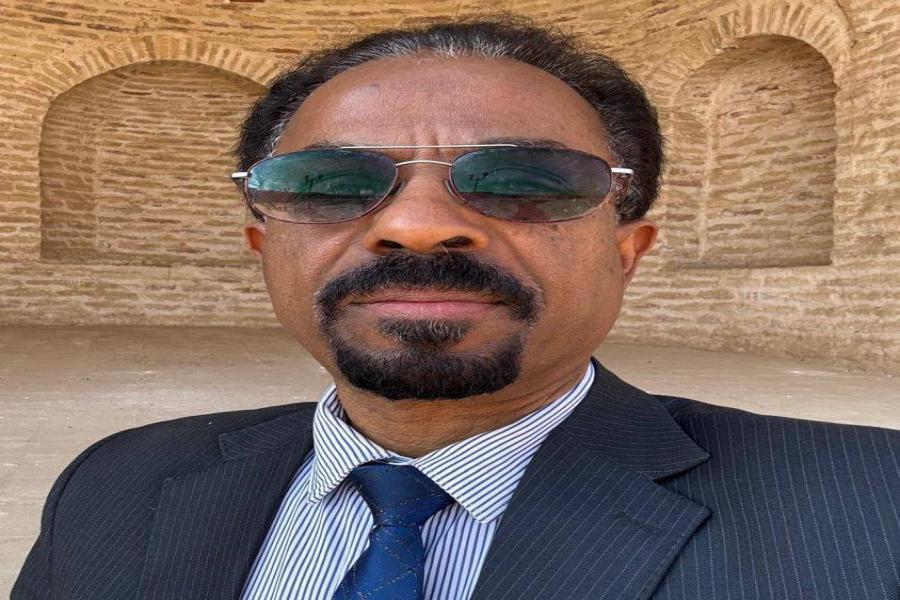 أکادیمی عراقی: السید الخامنئی یعتبر توجیه الاهانة لمقدسات الآخرین غیر جائز بل یعدّه حراماً