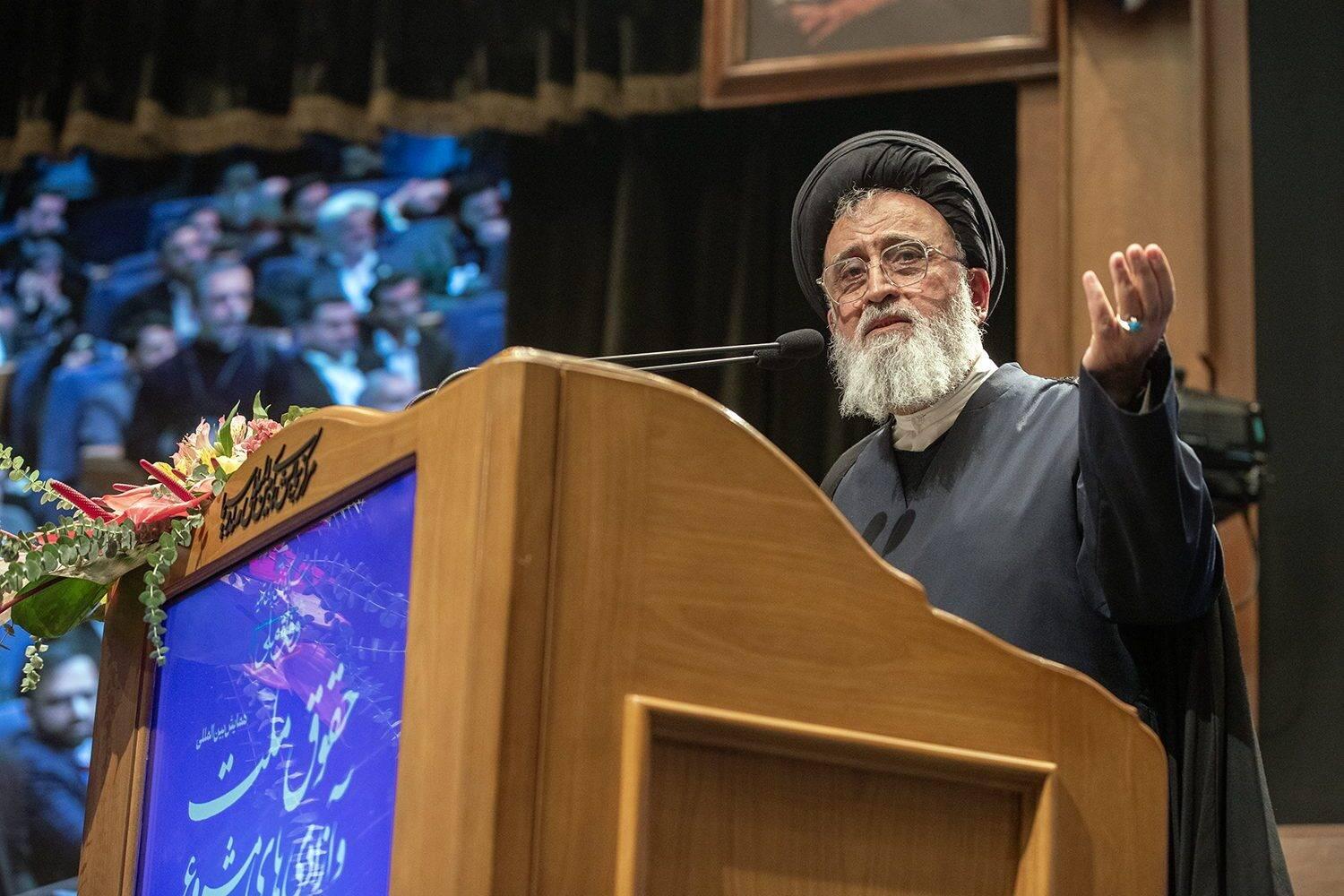 آیت‌الله مدرسی‌یزدی در همایش حقوق ملت و آزادی‌های مشروع: خاستگاه اندیشه‌های بلند رهبر معظم انقلاب، اسلام، قرآن و قانون اساسی است/ این اندیشه‌ها مشعل راه هدایت در دنیای ظلمات است